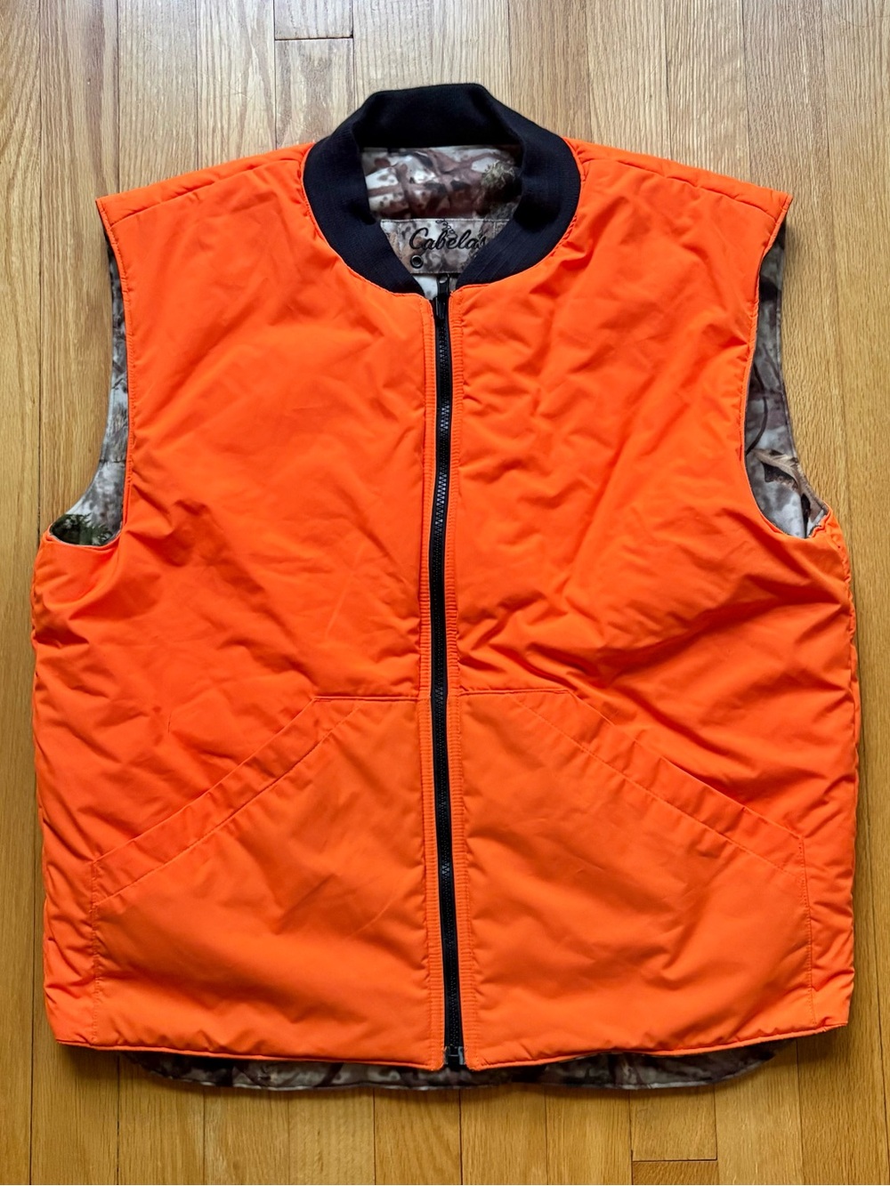 Cabela’s Men’s Reversible Blaze Orange Camo Hunting Vest Medium Orange Camo